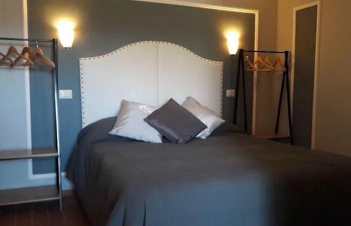 Otel Magnolia Valmontone