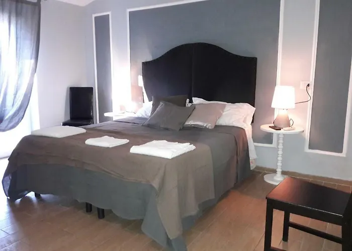 Magnolia Otel Valmontone